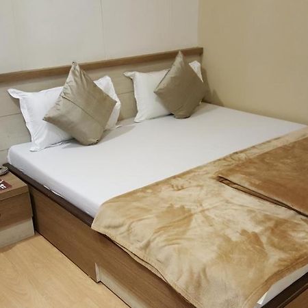 Hotel Oasis Mumbai Exteriör bild