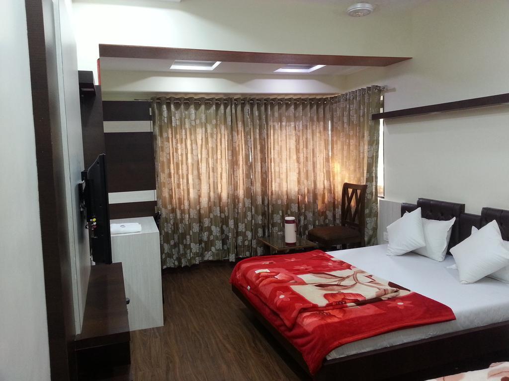 Hotel Oasis Mumbai Rum bild