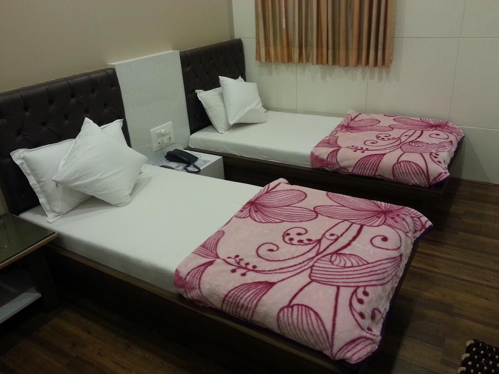 Hotel Oasis Mumbai Rum bild