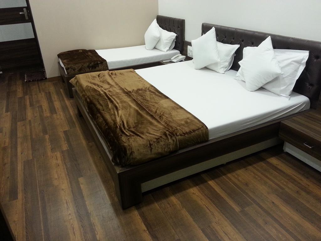 Hotel Oasis Mumbai Rum bild