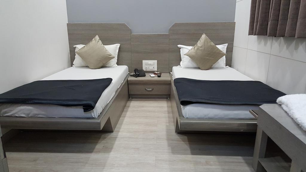 Hotel Oasis Mumbai Rum bild
